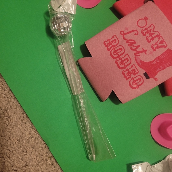 Bachelorette Rodeo Theme Lot - Picture 4 of 8